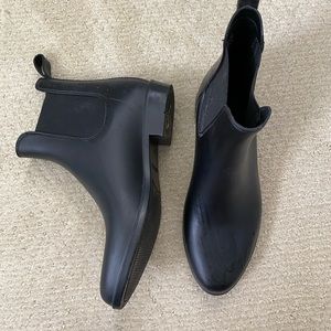 JCrew Mercantile Rubber Chelsea Boot
